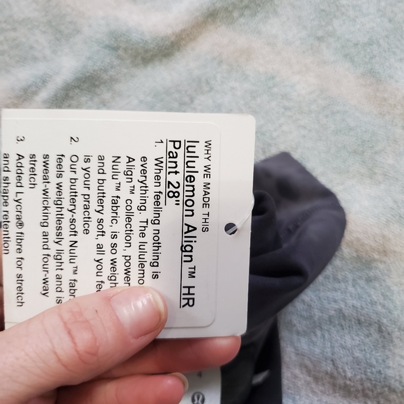 Lululemon Leggings, Never Worn, Size 4, NWT - Picture 4 of 4